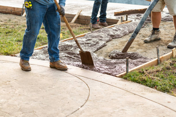 Best Concrete Retaining Walls in Bloomington, IL